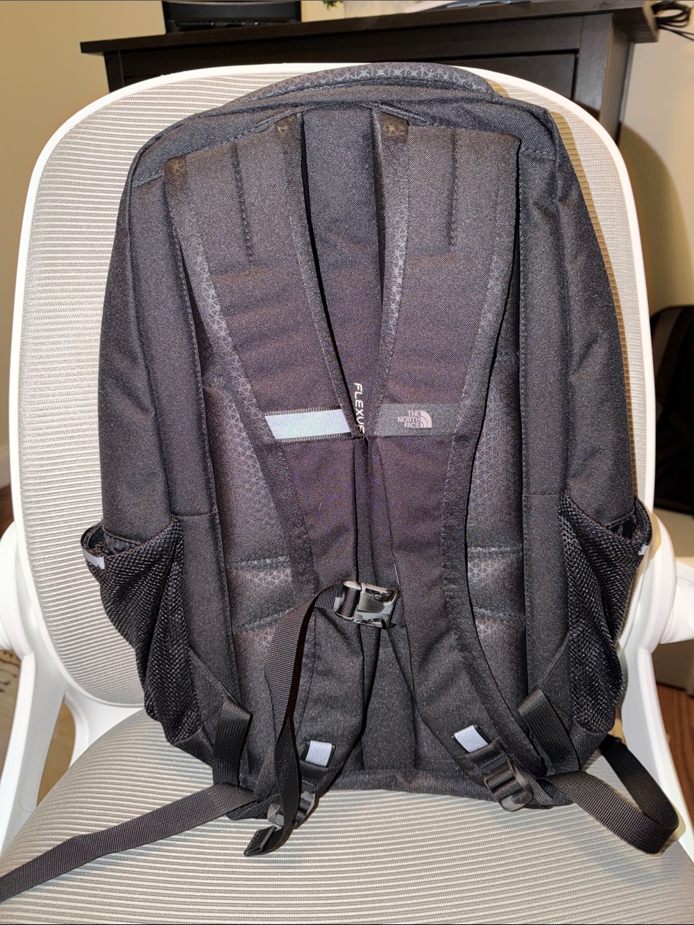 The North Face Vault Backpack - Black - Picture 4 of 4